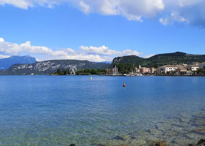 לינה וארוחת בוקר Alessio