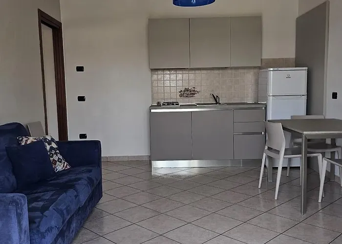 לינה וארוחת בוקר Alessio 4*