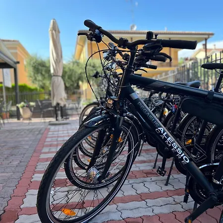 住宿加早餐酒店 Alessio 4*