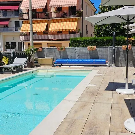 Bed & Breakfast Alessio 4*