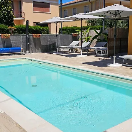 Alojamento de Acomodação e Pequeno-almoço Alessio Bardolino