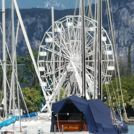 Couette-café Alessio 4*